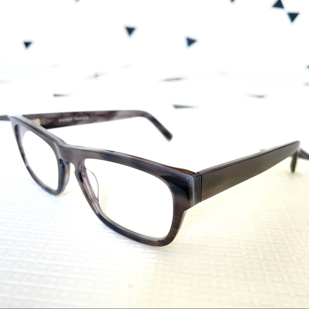 Warby Parker Roosevelt / Greystone